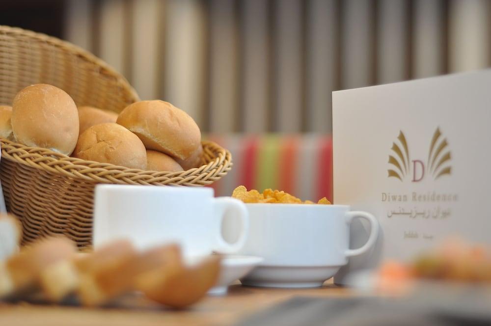 Diwan Residence Prince Sultan Road Джеда Екстериор снимка