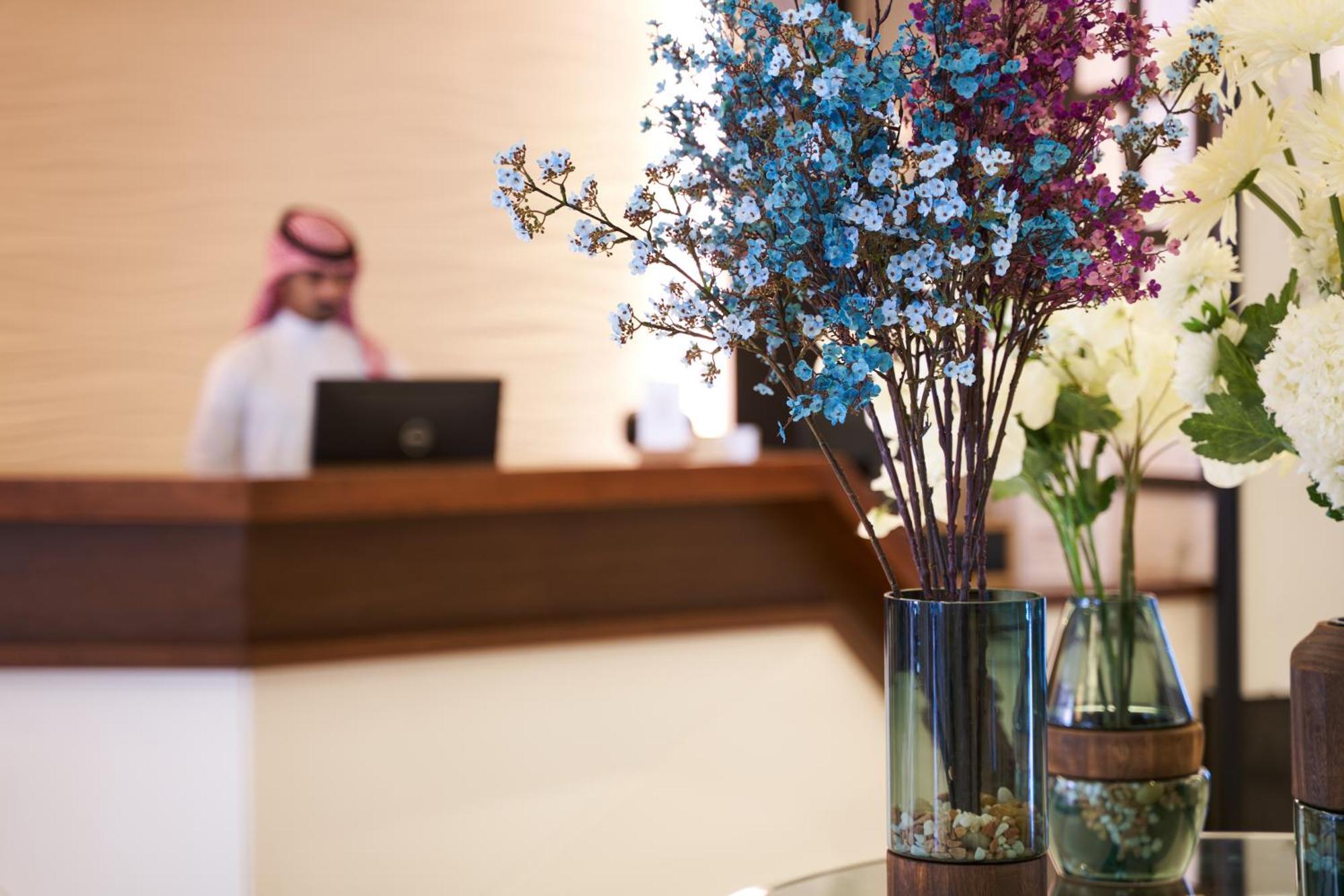 Diwan Residence Prince Sultan Road Джеда Екстериор снимка